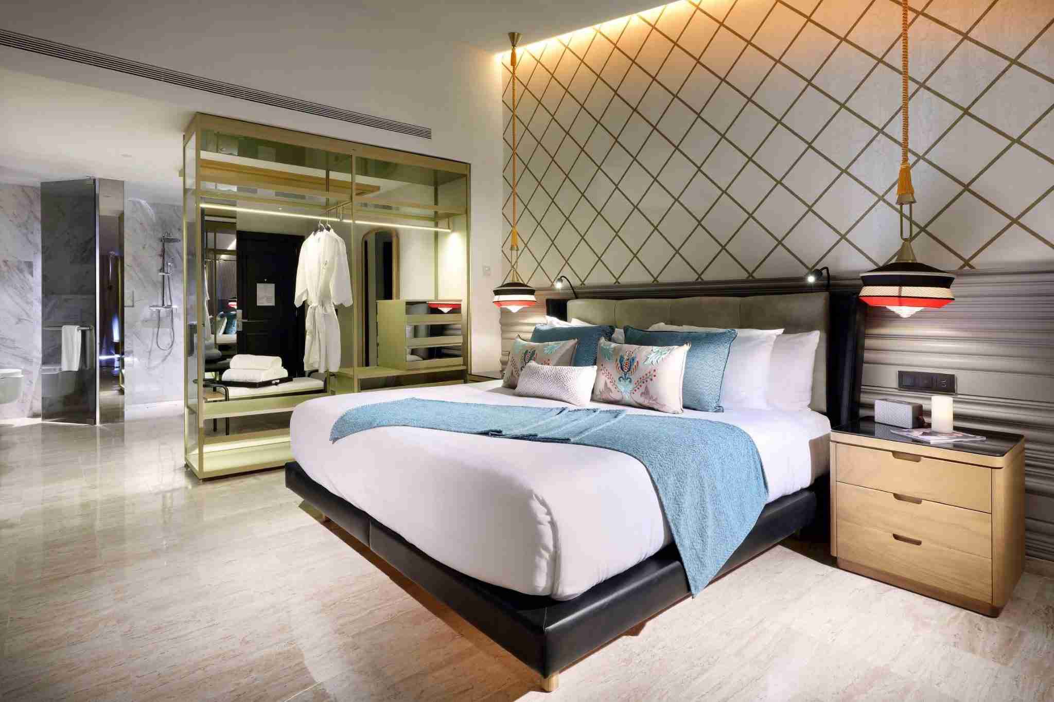The Blossom Suite - Pool View